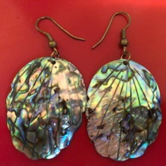 3 Pairs of Vintage Fashion Pierced Earrings - Picture 2 of 4